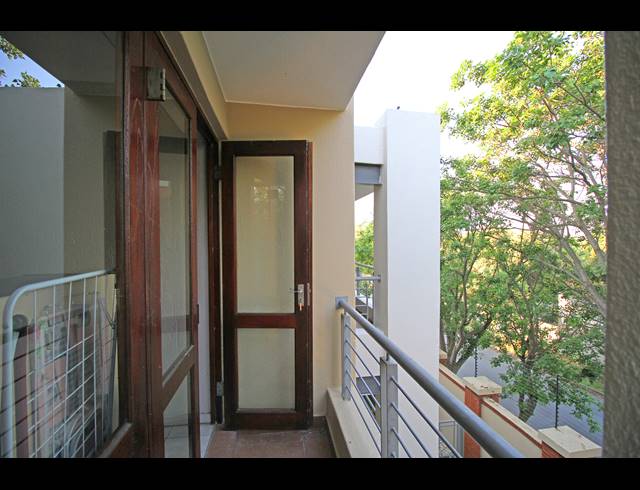 1 BEDROOM APARTMENT FOR SALE IN FERNDALE